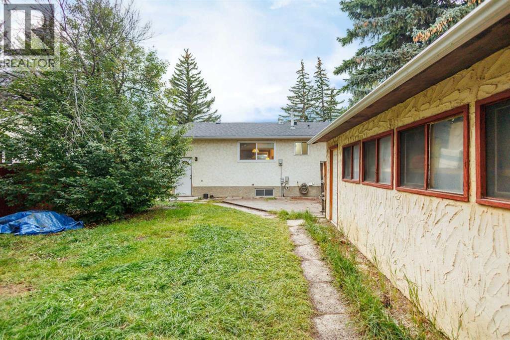 112 Silverthorn Road NW, Calgary, Alberta  T3B 4G1 - Photo 36 - A2343389