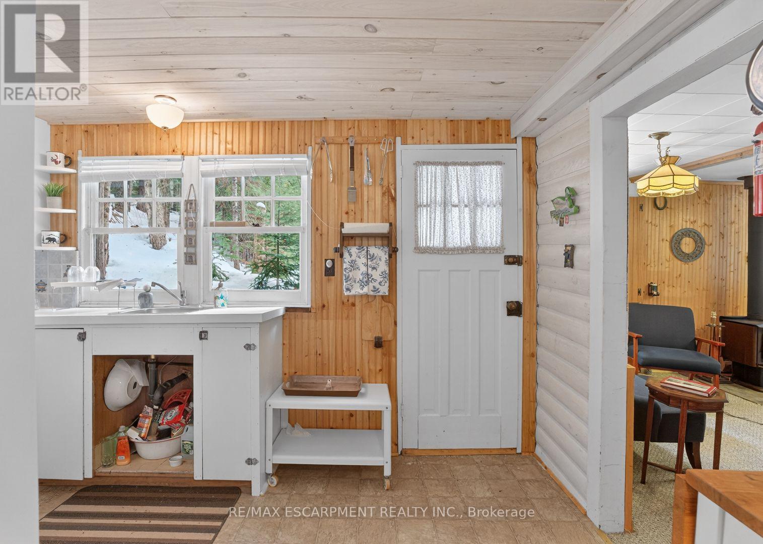 1257 Paint Lake Road, Lake Of Bays, Ontario  P0A 1E0 - Photo 17 - X13776622