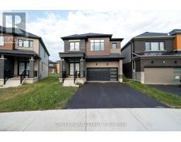 30 HERITAGE WAY, Thorold, Ontario