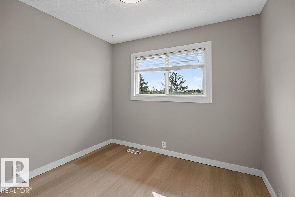 18072 93 Av NW, Edmonton, Alberta  T5T 1Y1 - Photo 22 - E4508437