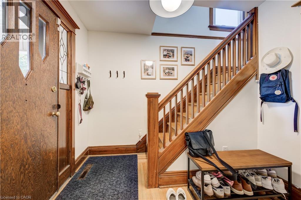282 Province Street S, Hamilton, Ontario  L8K 2L7 - Photo 4 - 40862825
