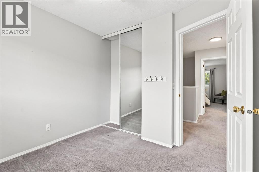 506 Hawkstone Manor NW, Calgary, Alberta  T3G 3X2 - Photo 19 - A2339870