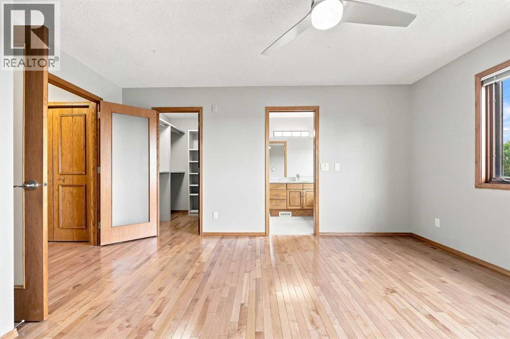 361 Santana Bay Nw, Calgary, Alberta  T3K 3N6 - Photo 28 - A2343441