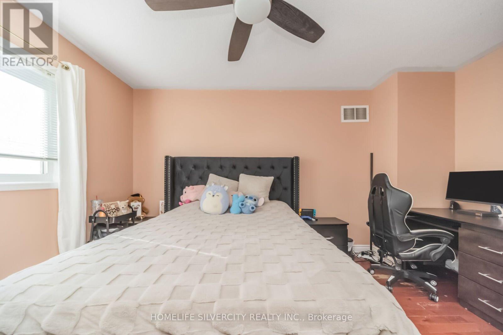 30 Fairhill Avenue, Brampton, Ontario  L7A 2E7 - Photo 24 - W13763192