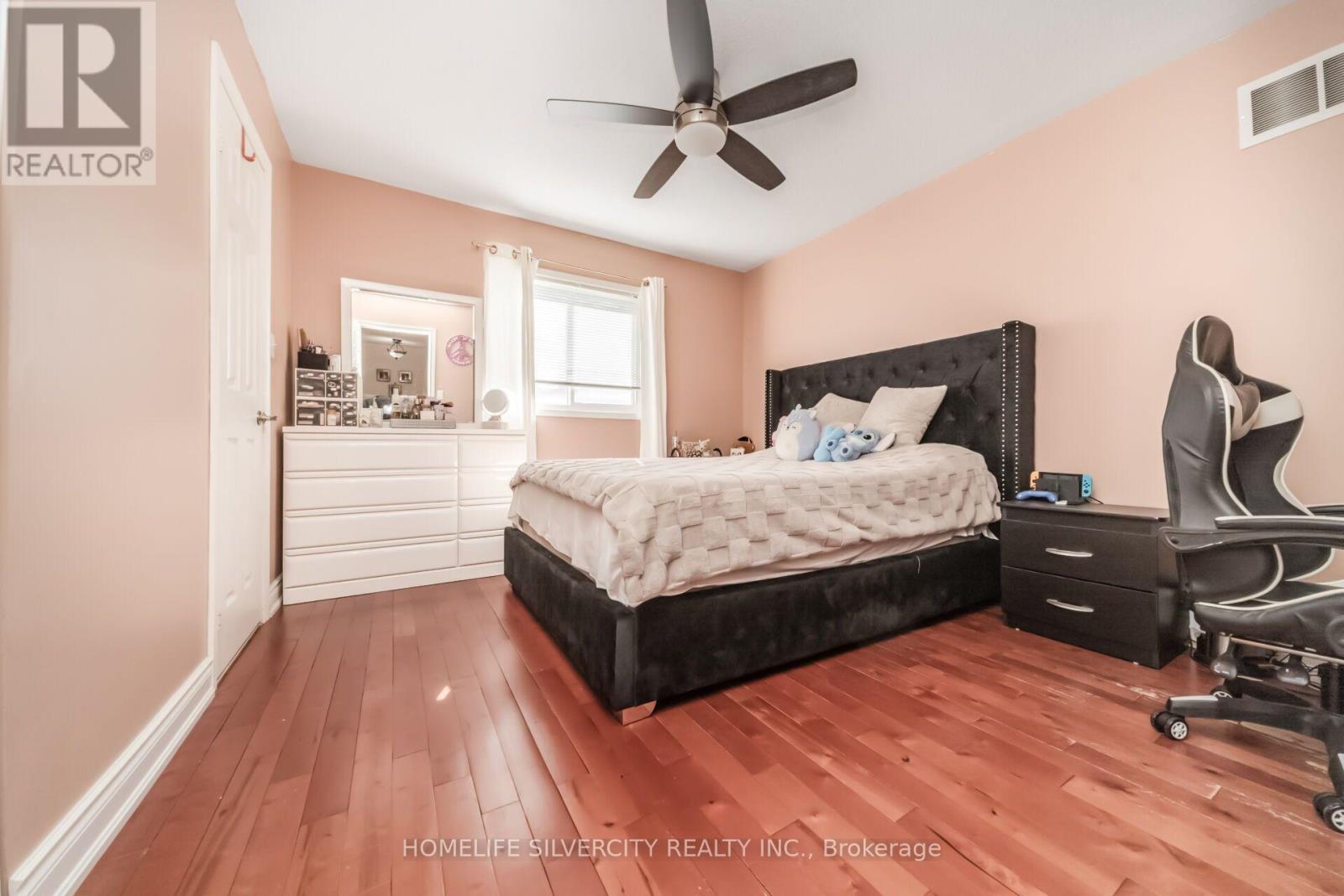 30 Fairhill Avenue, Brampton, Ontario  L7A 2E7 - Photo 23 - W13763192