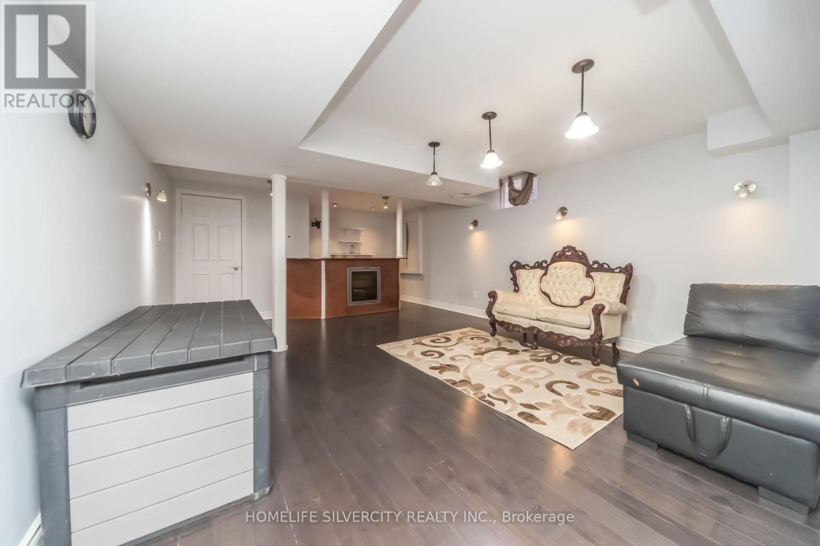 30 Fairhill Avenue, Brampton, Ontario  L7A 2E7 - Photo 35 - W13763192