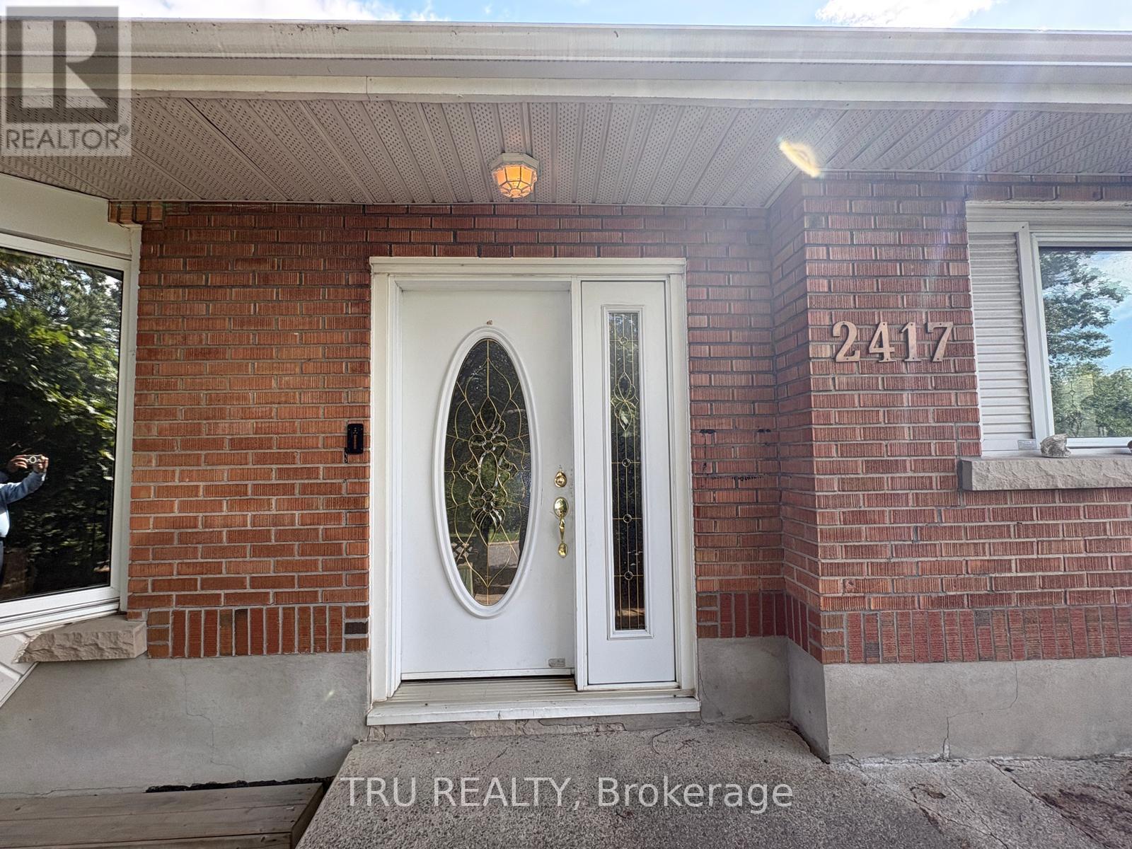 2417 Junction Avenue, Ottawa, Ontario  K1V 8G8 - Photo 4 - X13775796