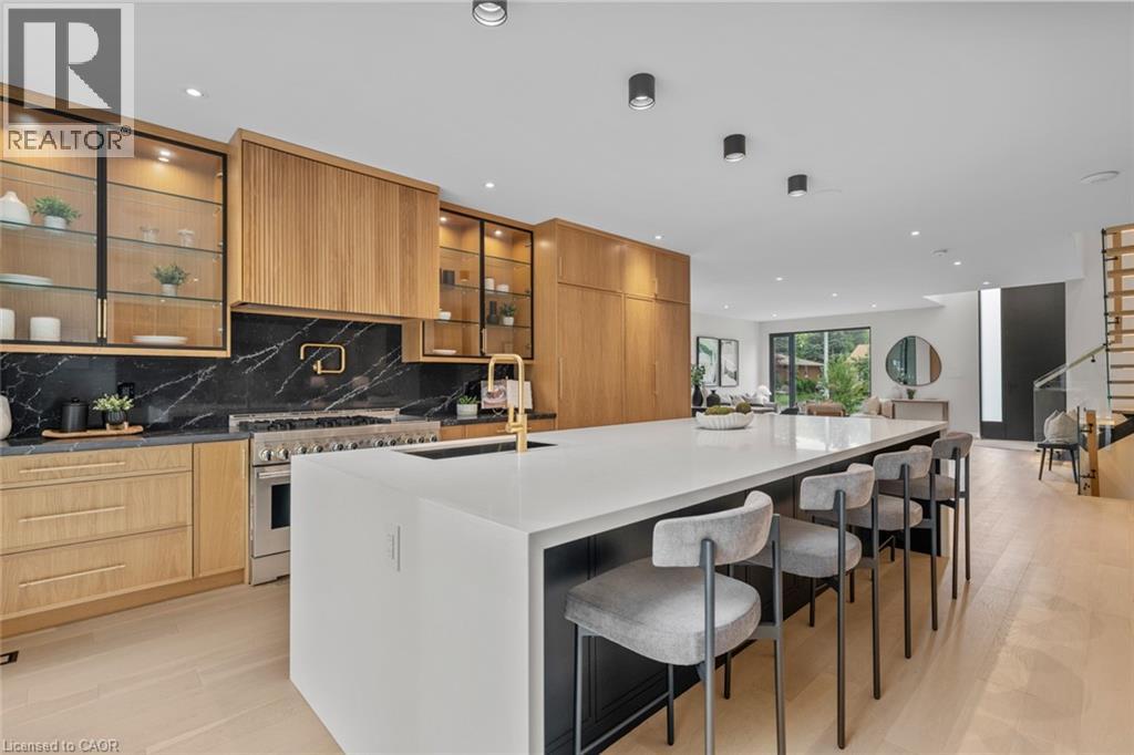 298 Strathcona Drive, Burlington, Ontario  L7L 2E1 - Photo 8 - 40862837
