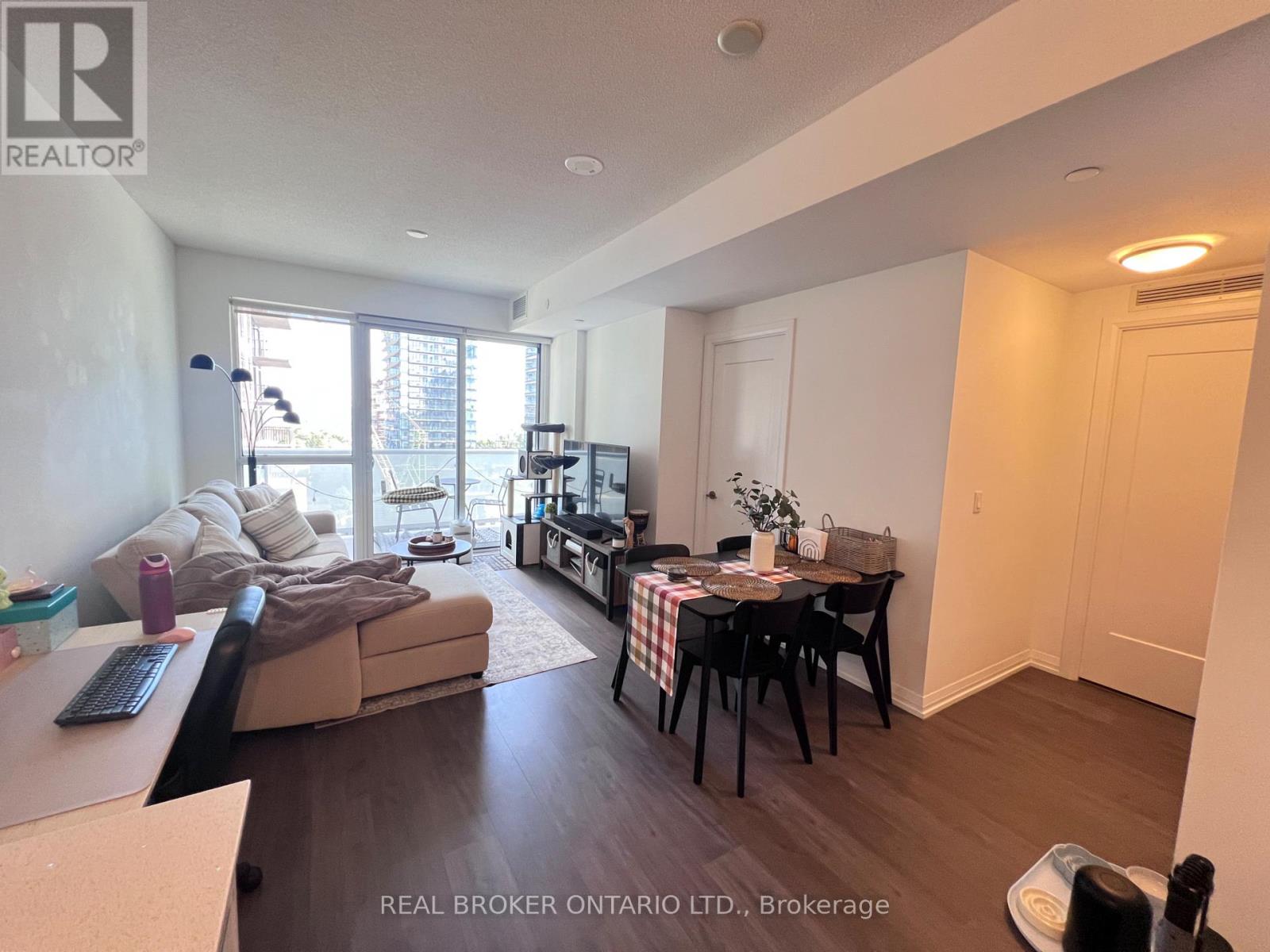 1207 - 101 Erskine Avenue, Toronto, Ontario  M4P 0C5 - Photo 3 - C13776698