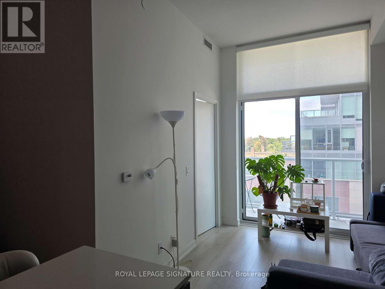 421 - 33 Helendale Avenue, Toronto, Ontario M4R 0A4 - Photo 2 - C13776704