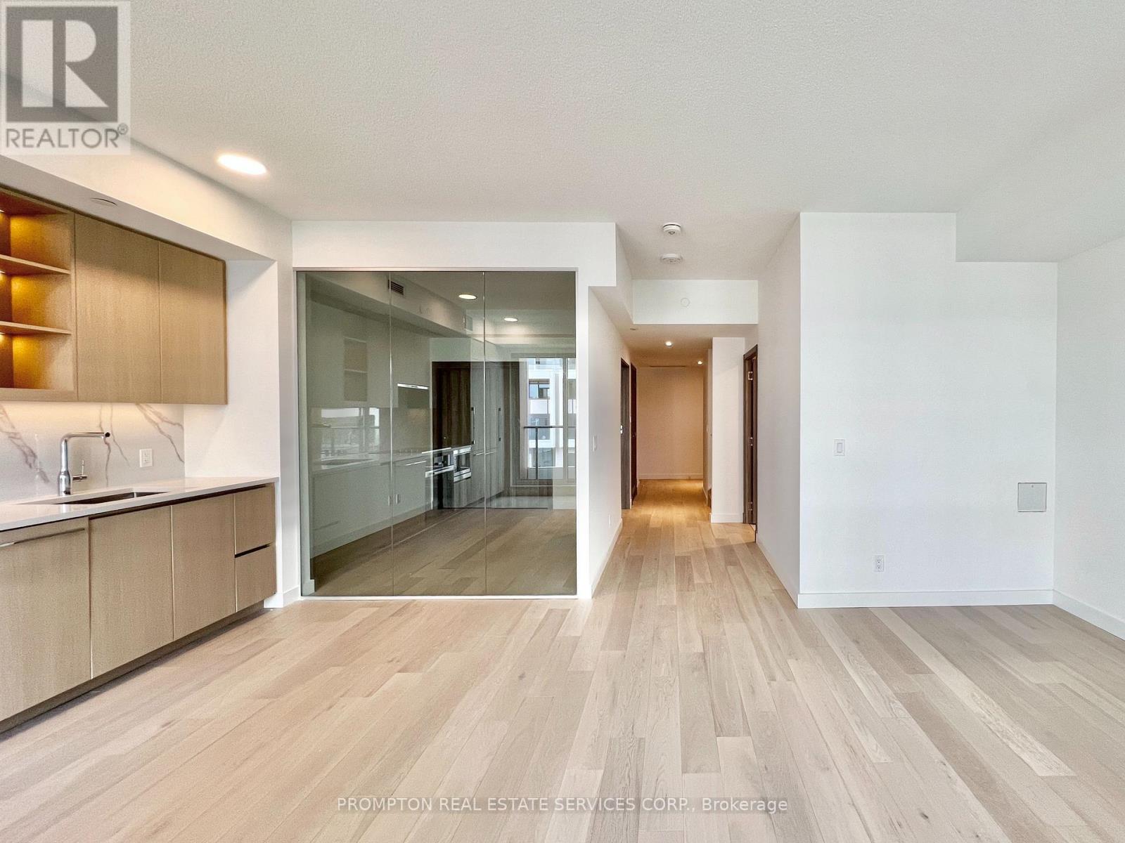 V316 - 27 Mcmahon Drive, Toronto, Ontario  M2K 0J2 - Photo 9 - C13776740