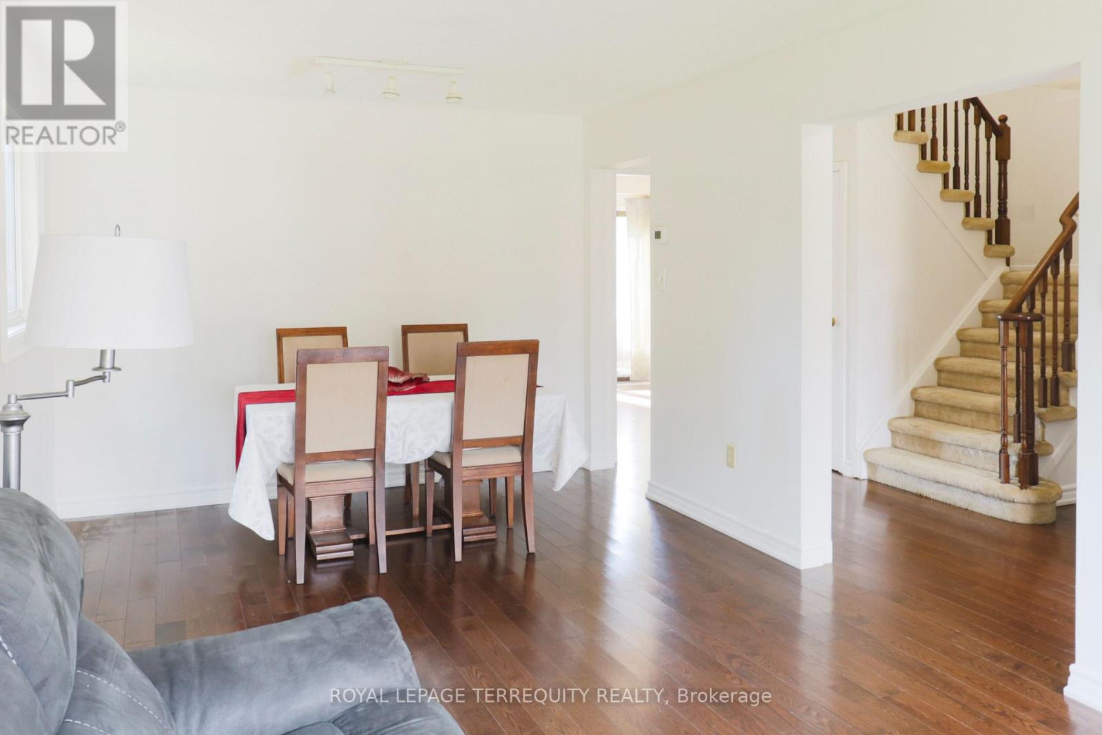 104 Gates Crescent, Ajax, Ontario  L1S 7A1 - Photo 3 - E13776708