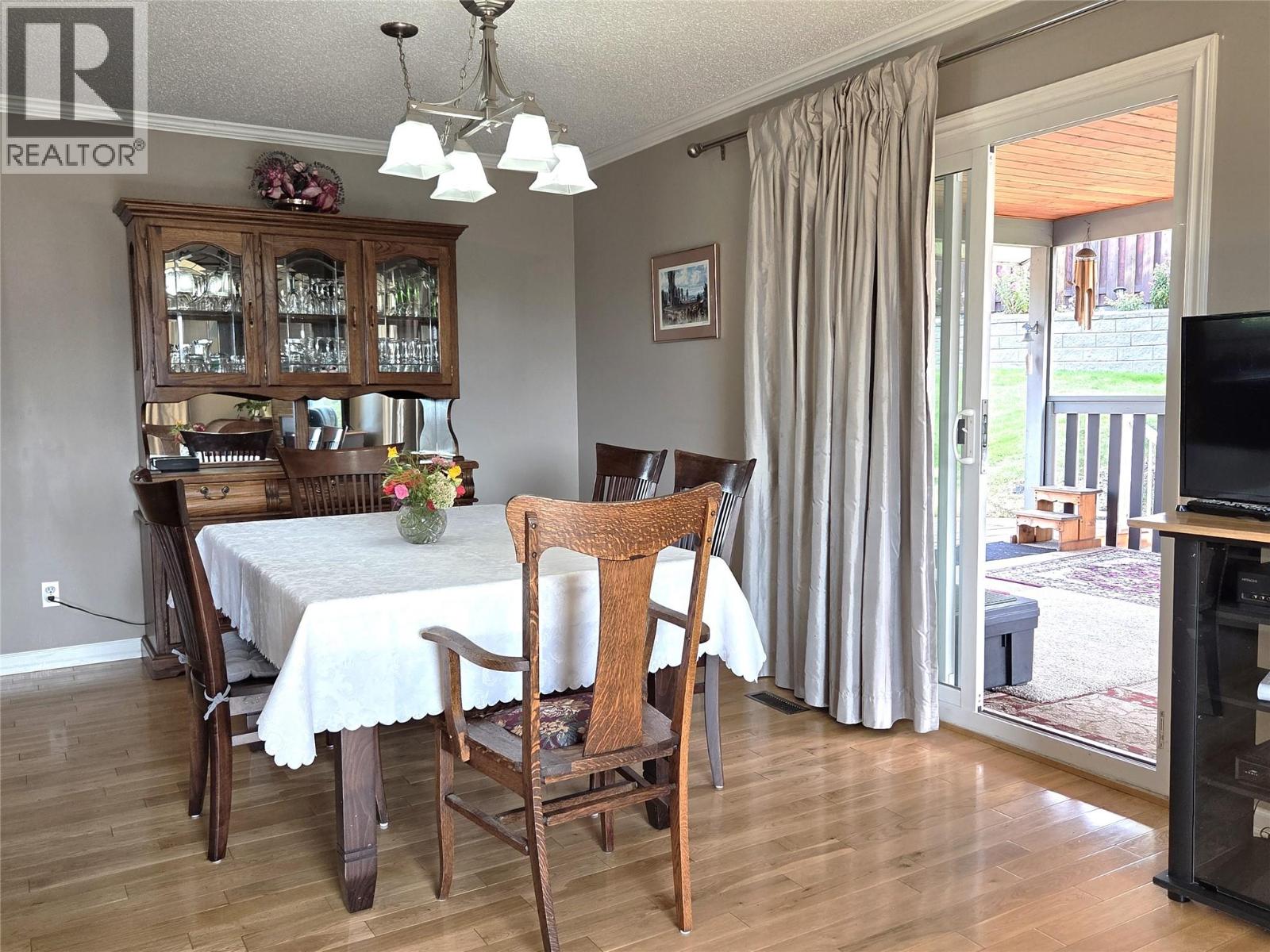 7389 Valley Heights Drive, Grand Forks, British Columbia  V0H 1H0 - Photo 15 - 10376190