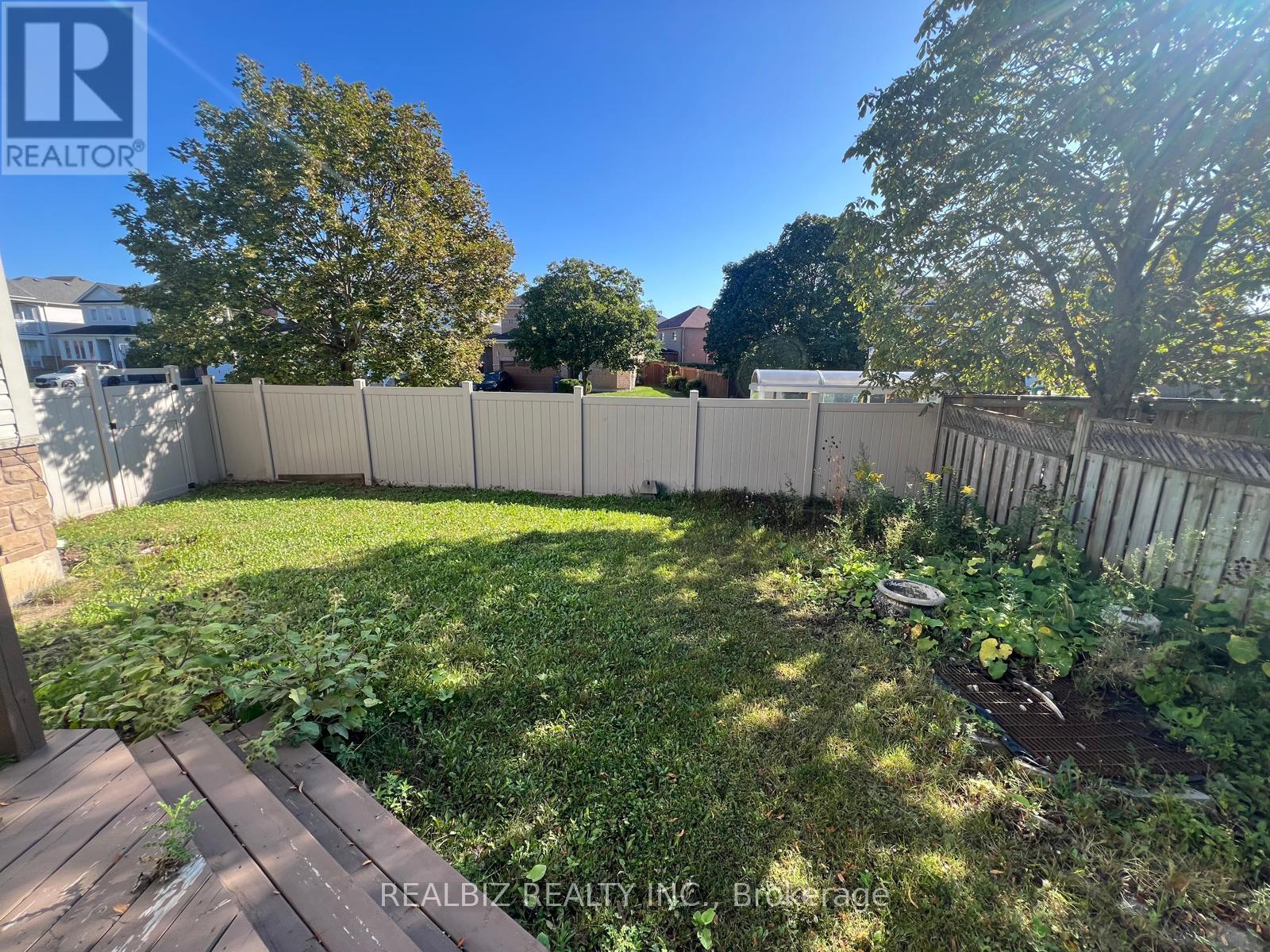 2 Bramoak Crescent, Brampton, Ontario  L7A 1T7 - Photo 4 - W13776682