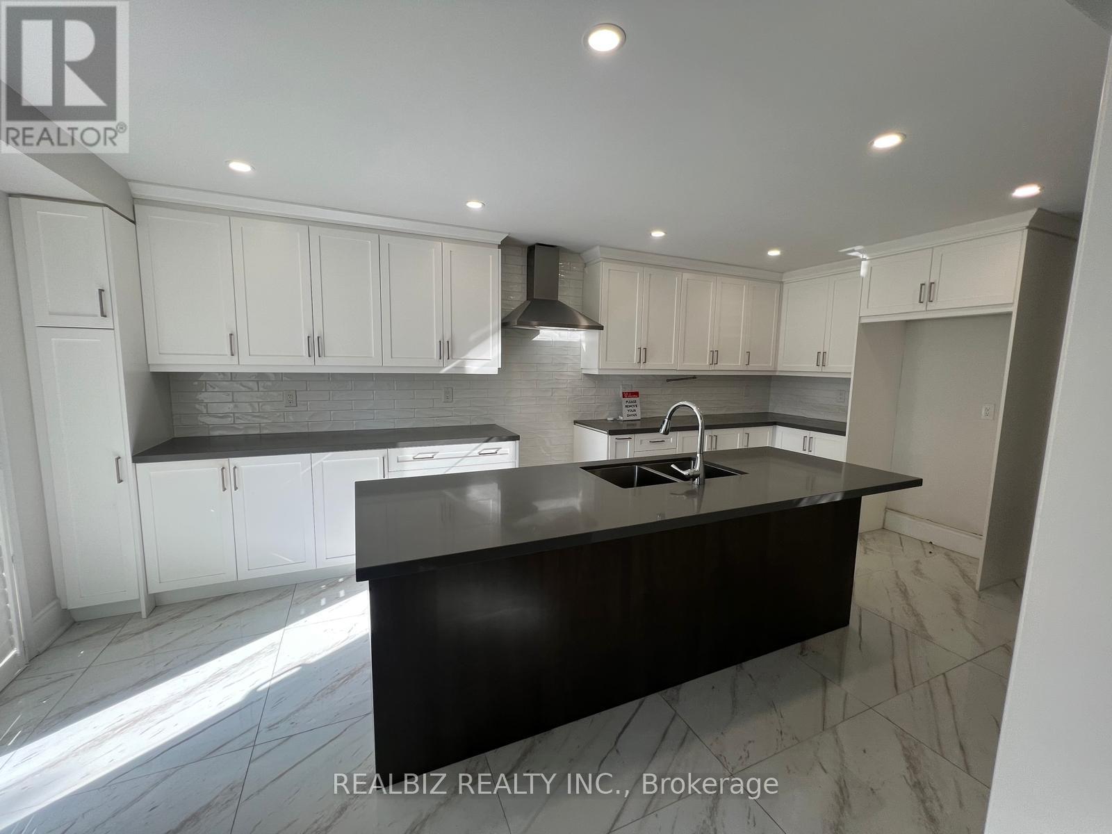 2 Bramoak Crescent, Brampton, Ontario  L7A 1T7 - Photo 7 - W13776682