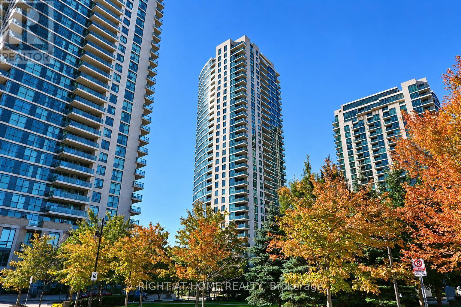 105 - 225 SHERWAY GARDENS ROAD, Toronto, Ontario