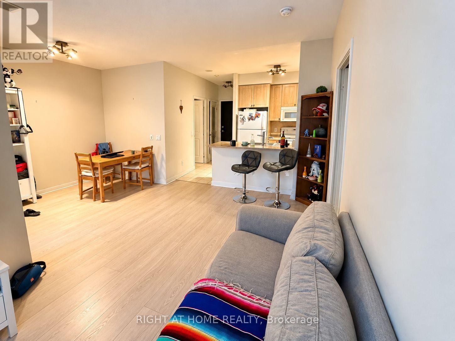 105 - 225 Sherway Gardens Road, Toronto, Ontario  M9C 0A3 - Photo 3 - W13776690