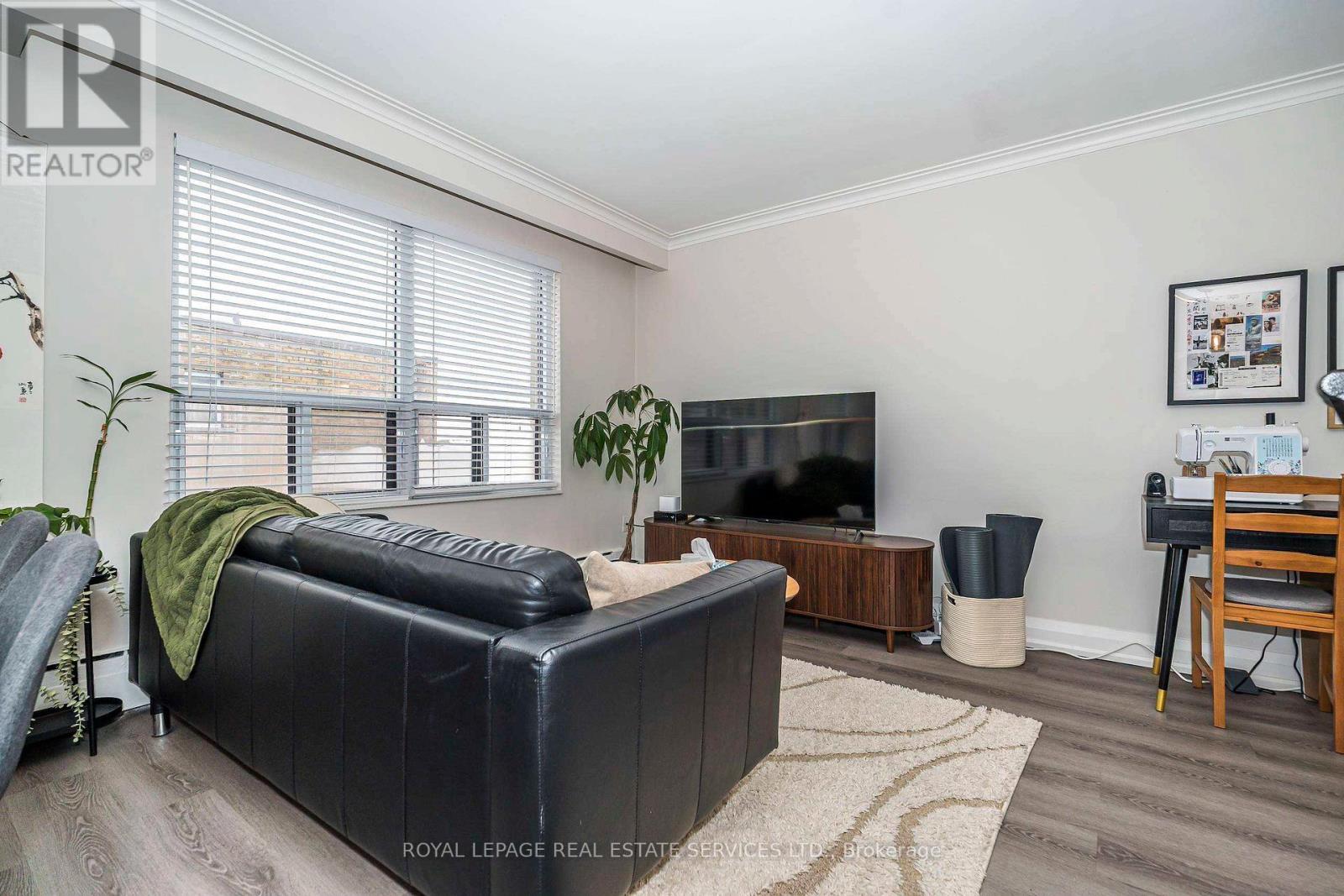 11 - 2637 Keele Street, Toronto, Ontario  M6L 2P2 - Photo 18 - W13776714