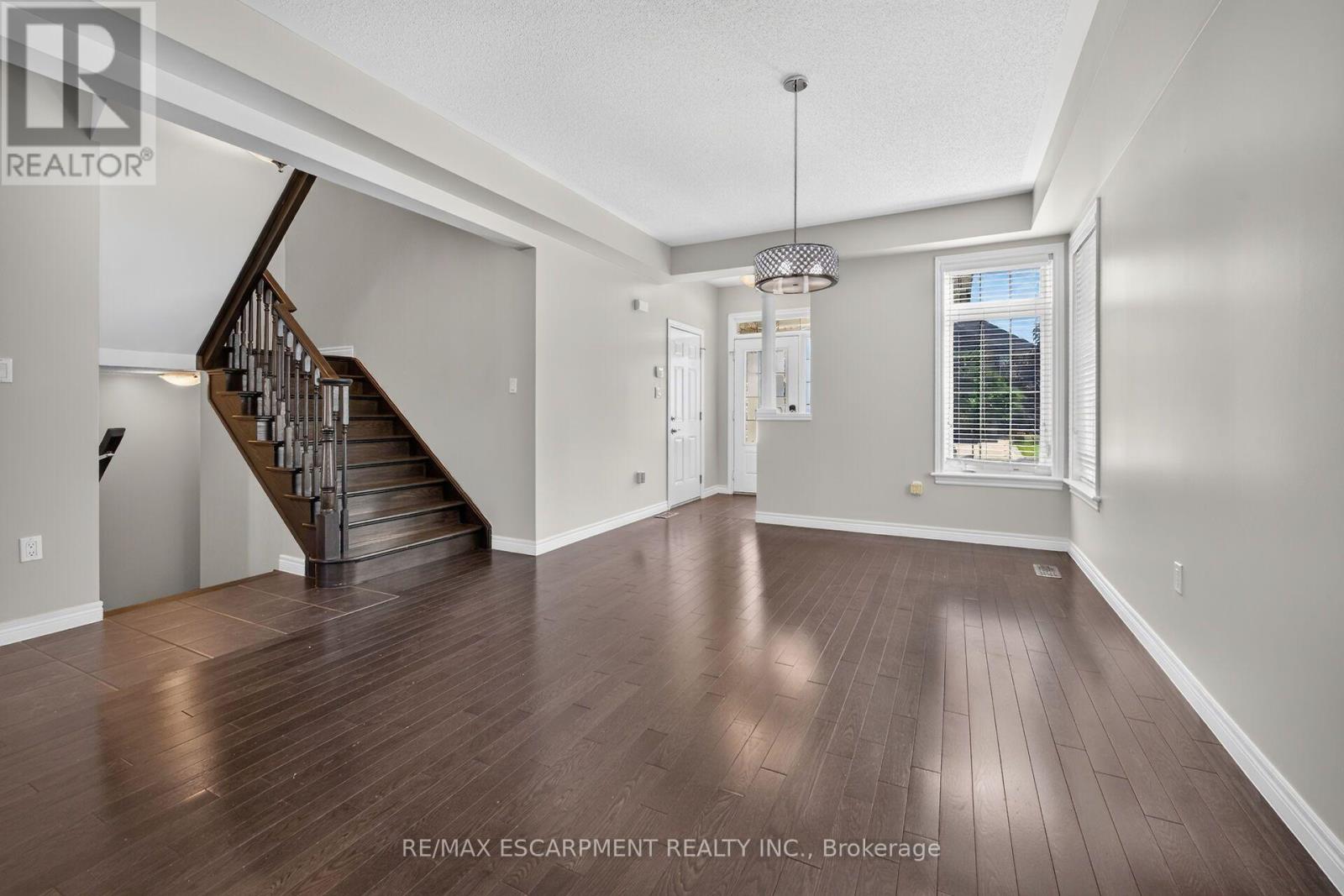 44 Matteo Trail, Hamilton, Ontario  L9B 0E6 - Photo 10 - X13776732