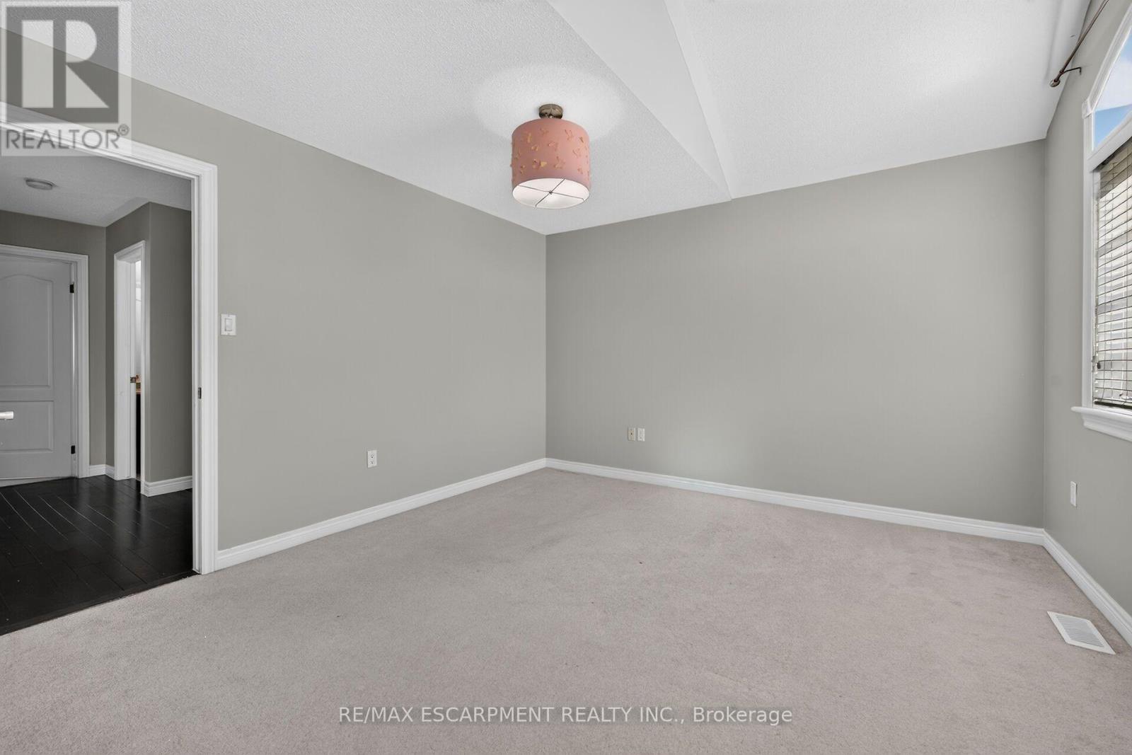 44 Matteo Trail, Hamilton, Ontario  L9B 0E6 - Photo 28 - X13776732