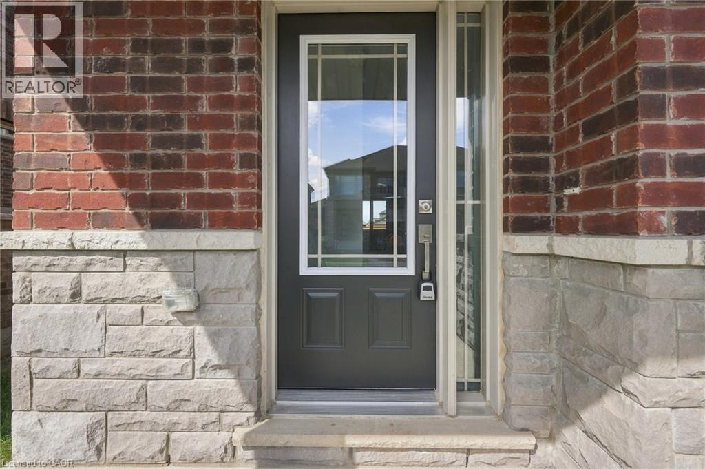 20 Admiral Road, Welland, Ontario  L3B 6H9 - Photo 5 - 40861885