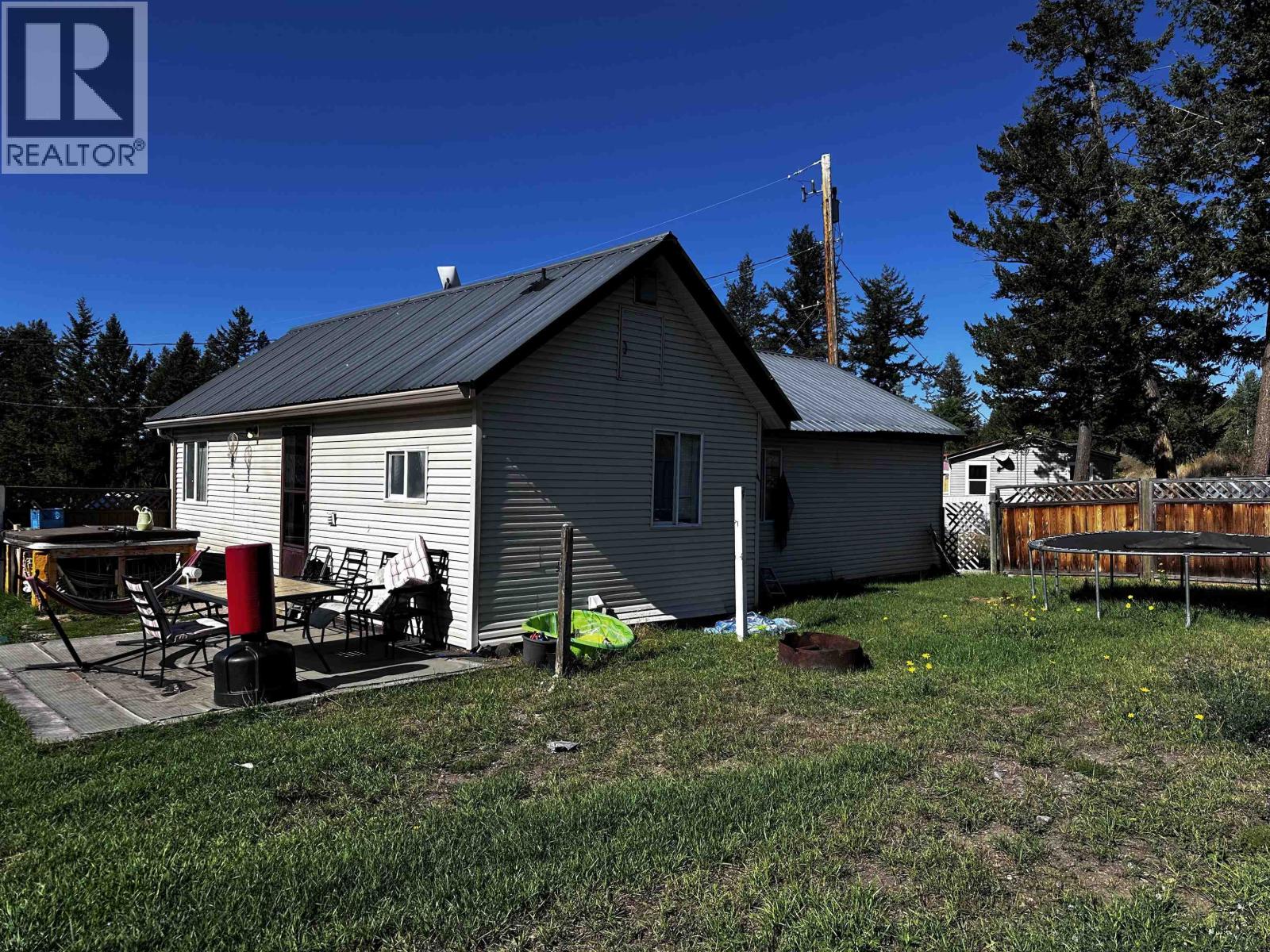 3965 Felker Street, Lac La Hache, British Columbia  V0K 1T0 - Photo 1 - R3164706