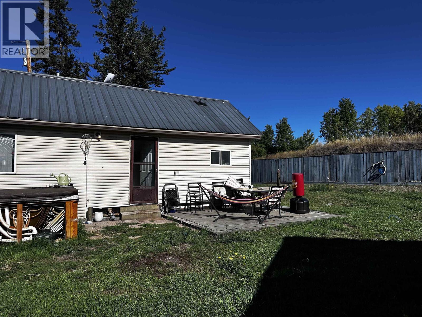 3965 Felker Street, Lac La Hache, British Columbia  V0K 1T0 - Photo 16 - R3164706