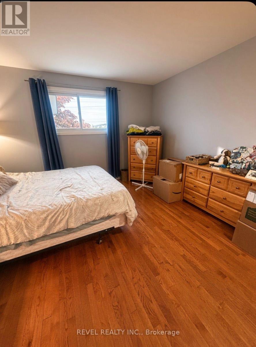 54 Lysanda Avenue, London South, Ontario  N5Z 4L3 - Photo 7 - X13776842