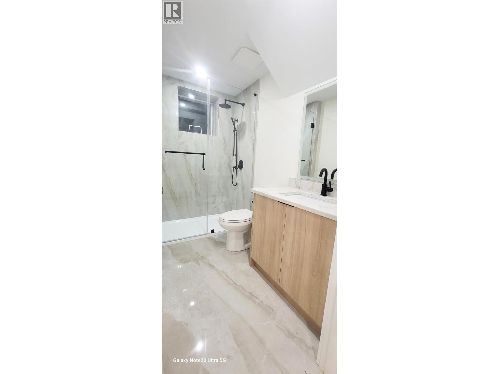 2 2741 Grant Street, Vancouver, British Columbia  V5K 3H1 - Photo 17 - R3164486