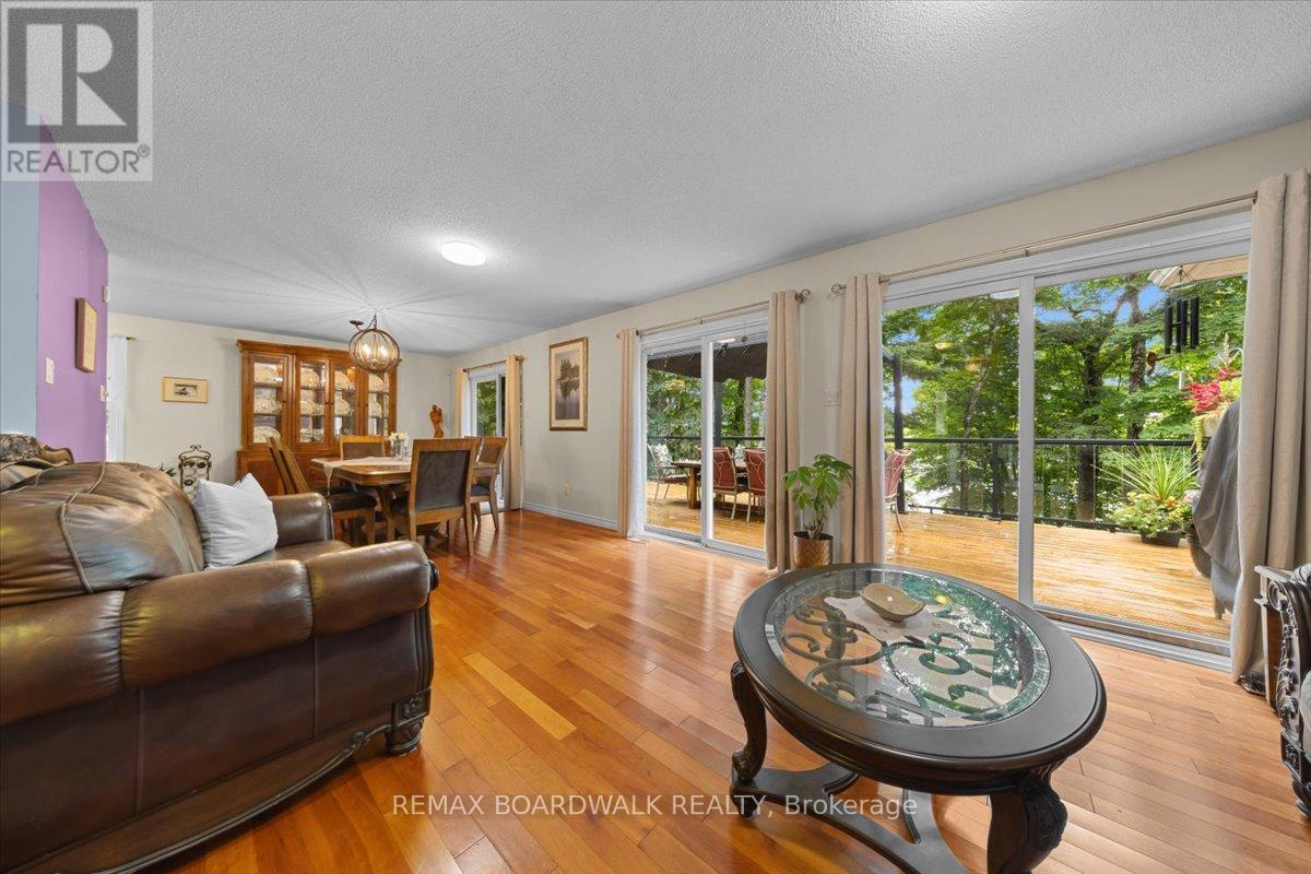700 Strawberry Lane, Tay Valley, Ontario  K0G 1A0 - Photo 12 - X13776808