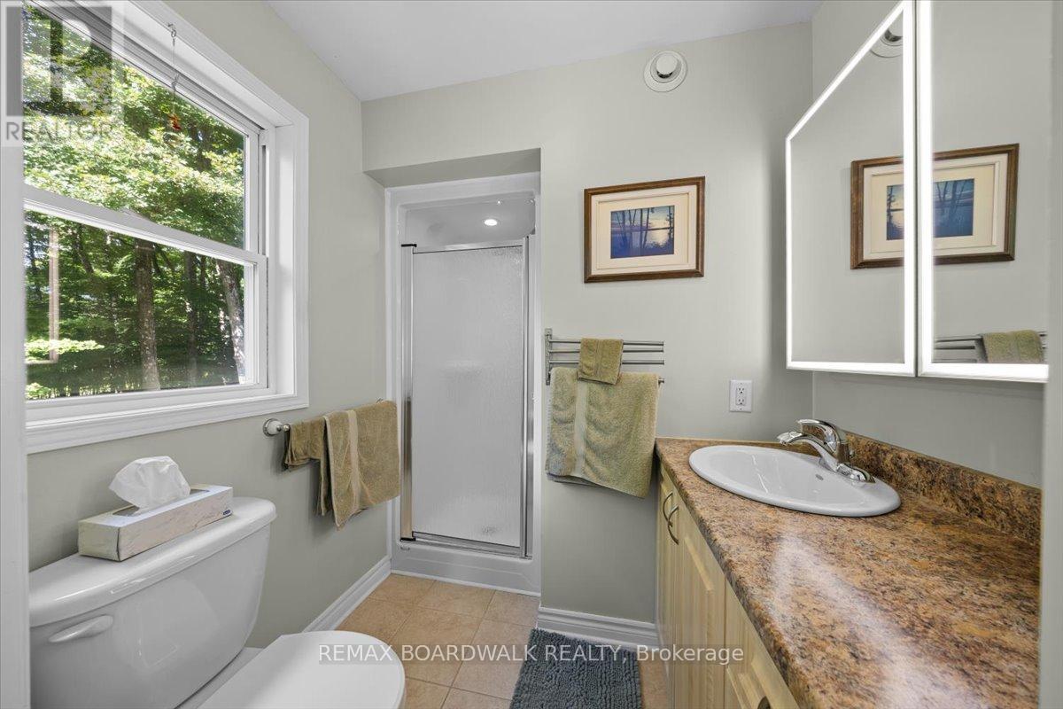 700 Strawberry Lane, Tay Valley, Ontario  K0G 1A0 - Photo 24 - X13776808