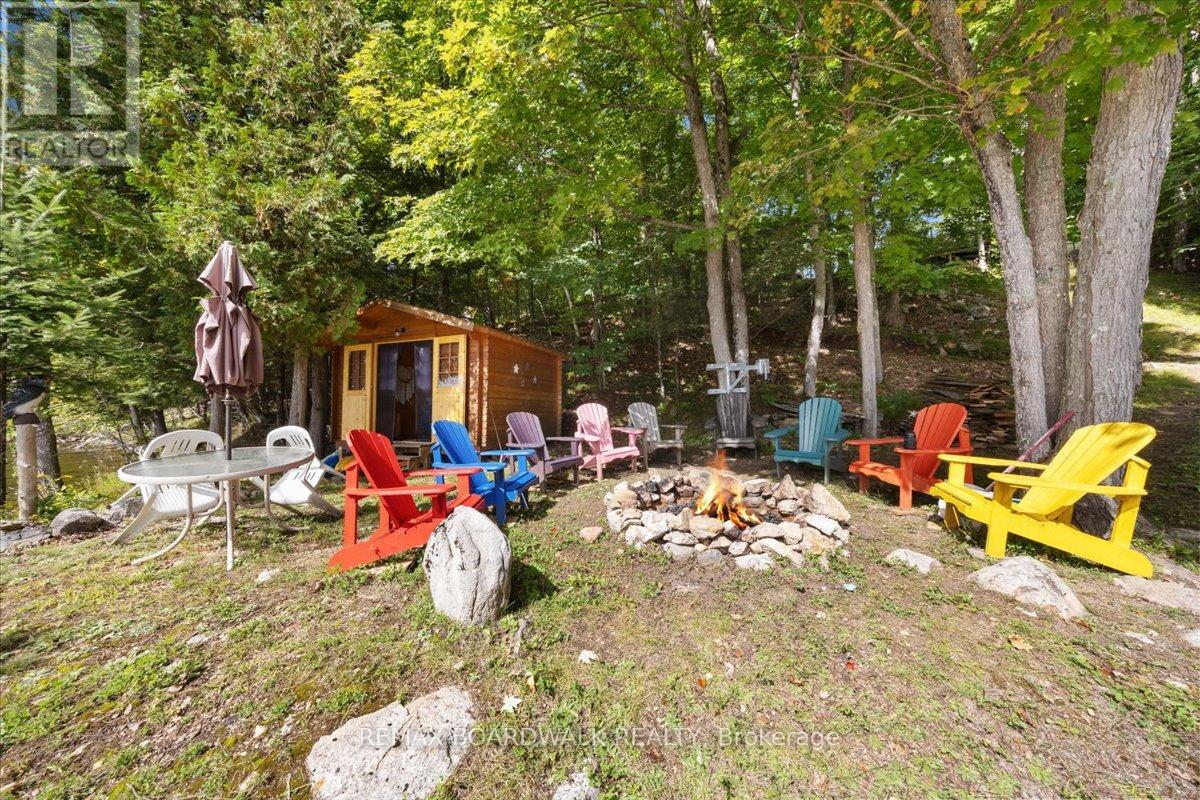 700 Strawberry Lane, Tay Valley, Ontario  K0G 1A0 - Photo 36 - X13776808