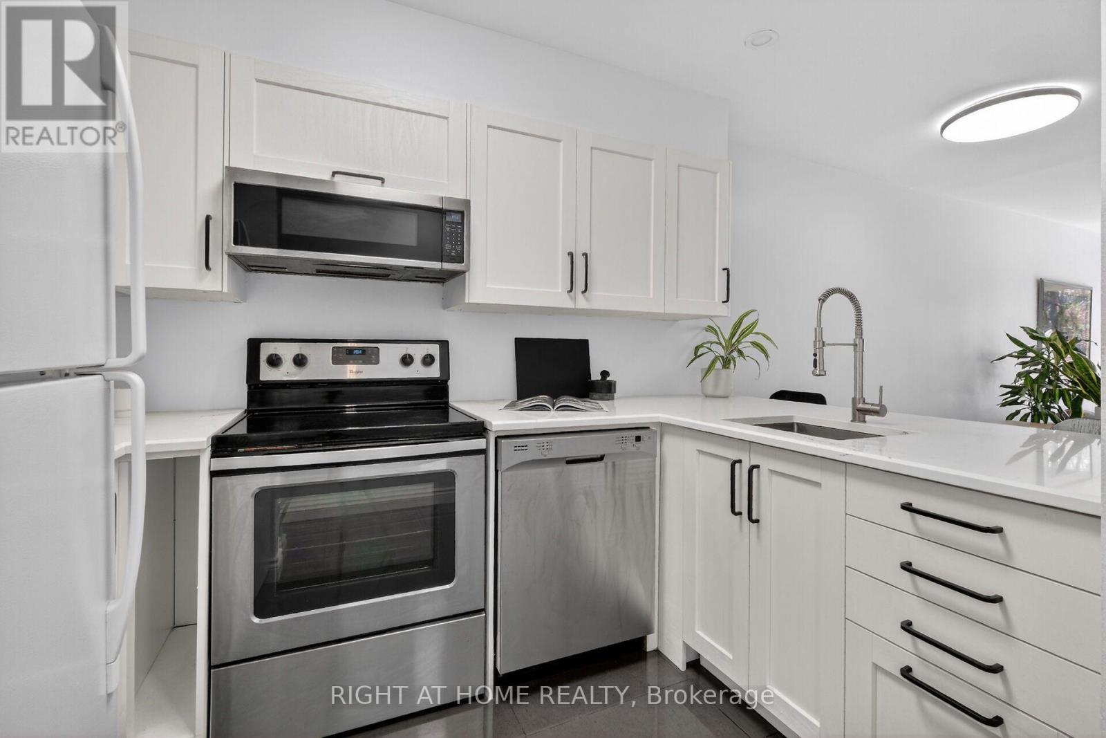 43 Crispin Private, Ottawa, Ontario  K1K 2T7 - Photo 8 - X13776856