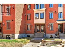 43 CRISPIN PRIVATE, Ottawa, Ontario