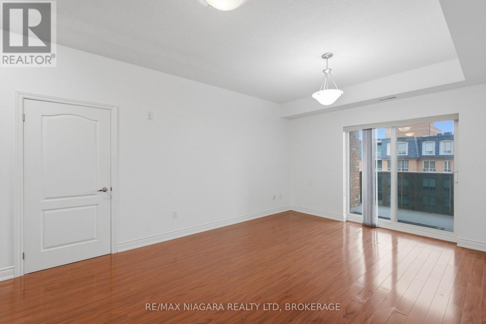 424 - 8111 Forest Glen Drive, Niagara Falls, Ontario  L2H 2Y7 - Photo 10 - X13776764