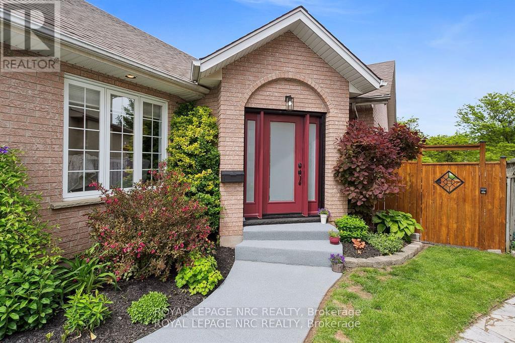 5240 Marcel Crescent, Niagara Falls (Morrison), Ontario  L2E 7M5 - Photo 3 - X13776838