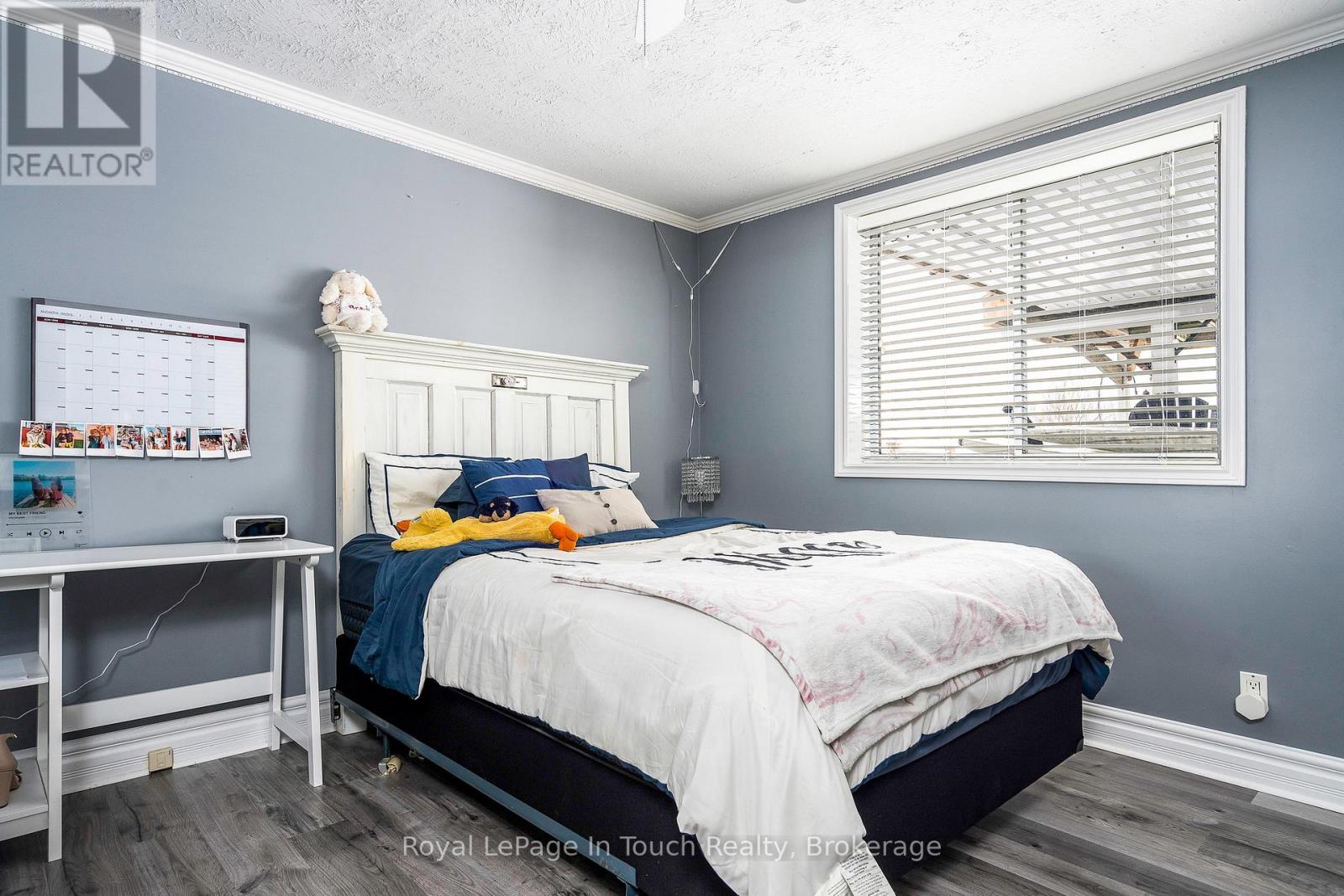 8 Tiny Beaches Road S, Tiny, Ontario  L0L 2J0 - Photo 19 - S13776726