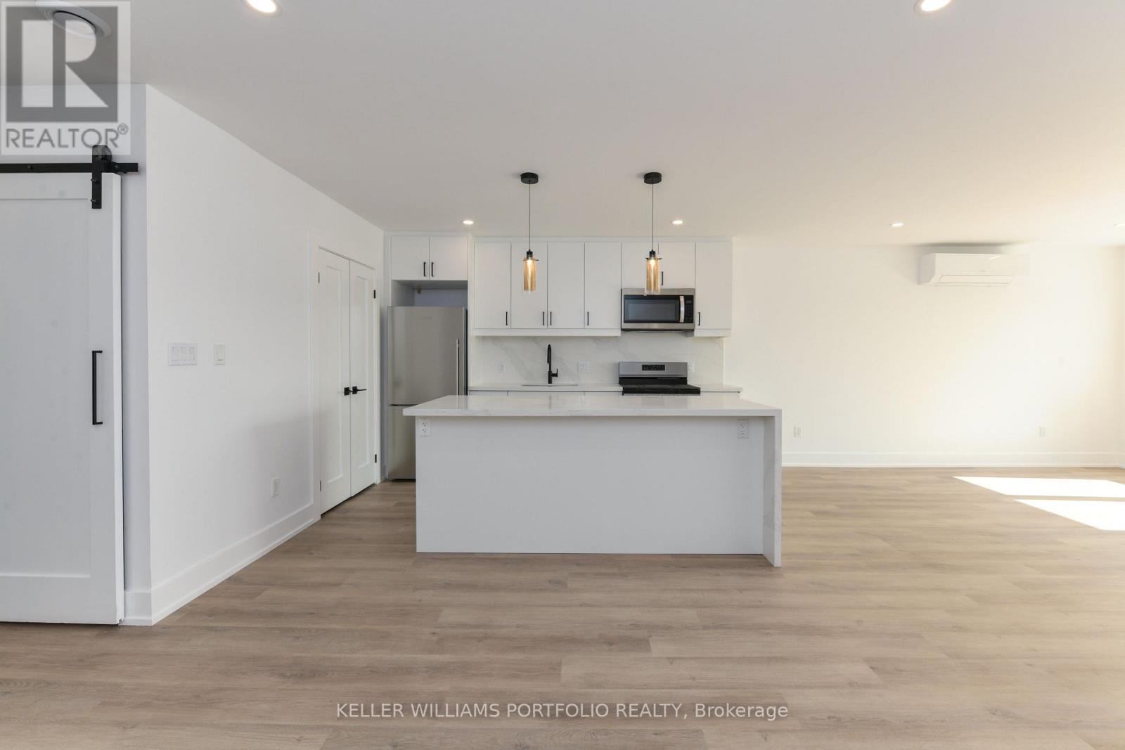 4 - 269 Donlands Avenue, Toronto, Ontario  M4J 3R5 - Photo 2 - E13776752