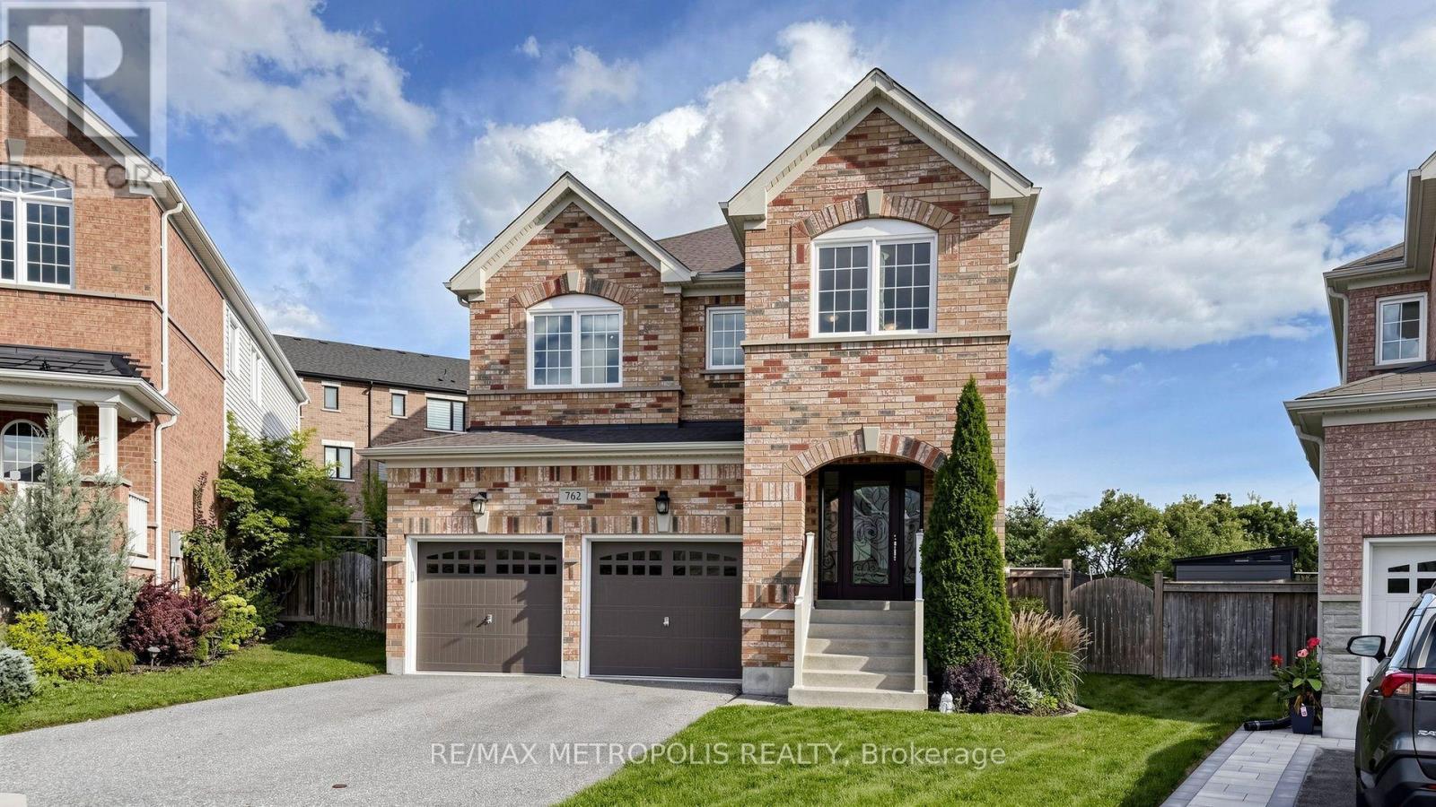 762 Mccue Drive, Oshawa, Ontario  L1K 0R1 - Photo 2 - E13776828