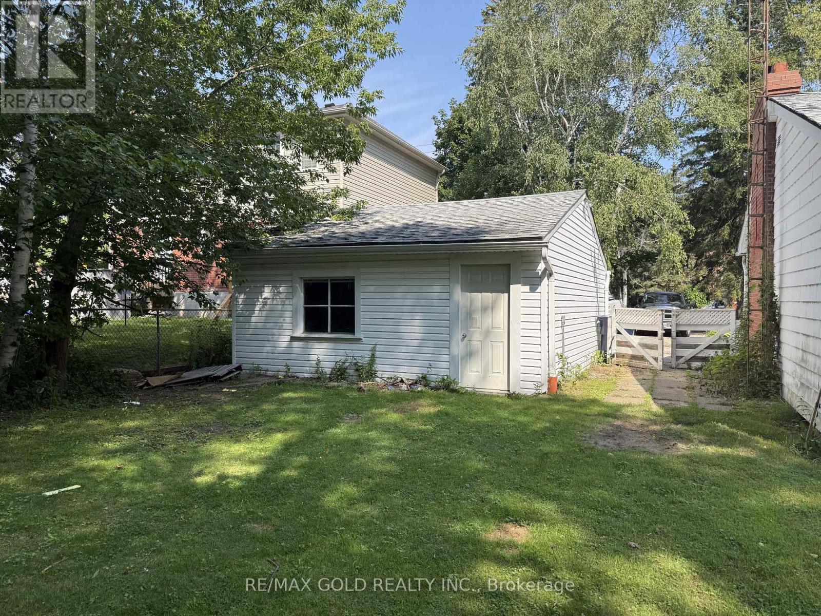 366 Beechgrove Drive, Toronto, Ontario  M1E 4A5 - Photo 2 - E13776832
