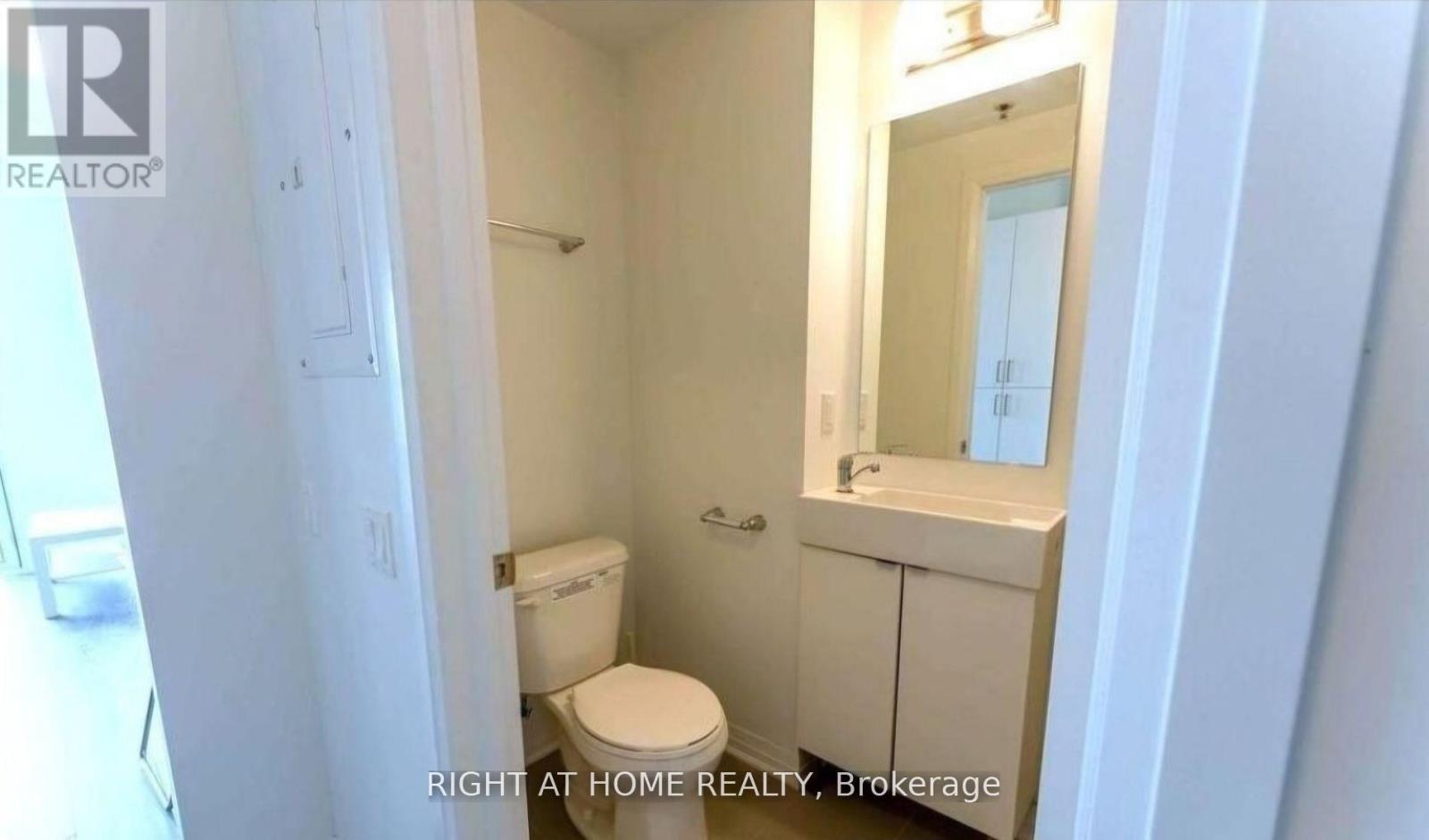 816 - 1900 Simcoe Street N, Oshawa, Ontario  L1G 4Y3 - Photo 4 - E13776834