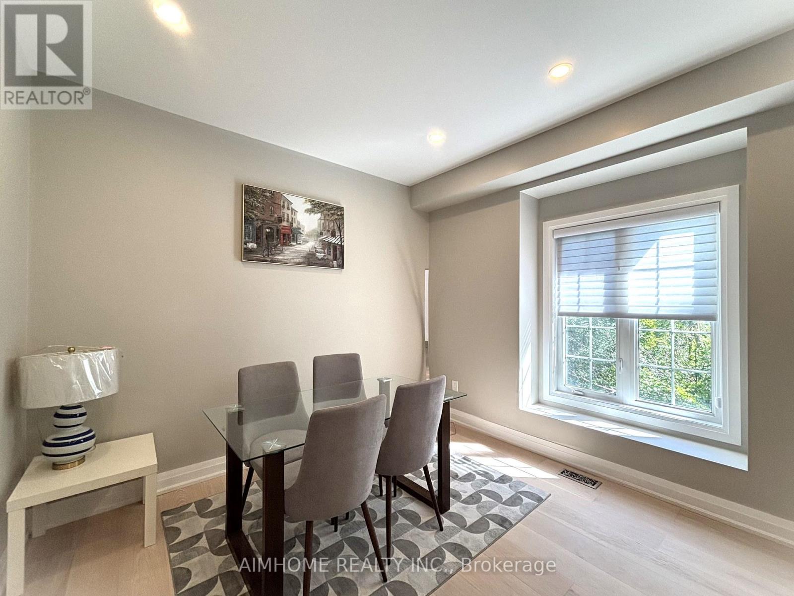 35 - 15 Old Colony Road, Richmond Hill, Ontario  L4E 4L5 - Photo 5 - N13775774