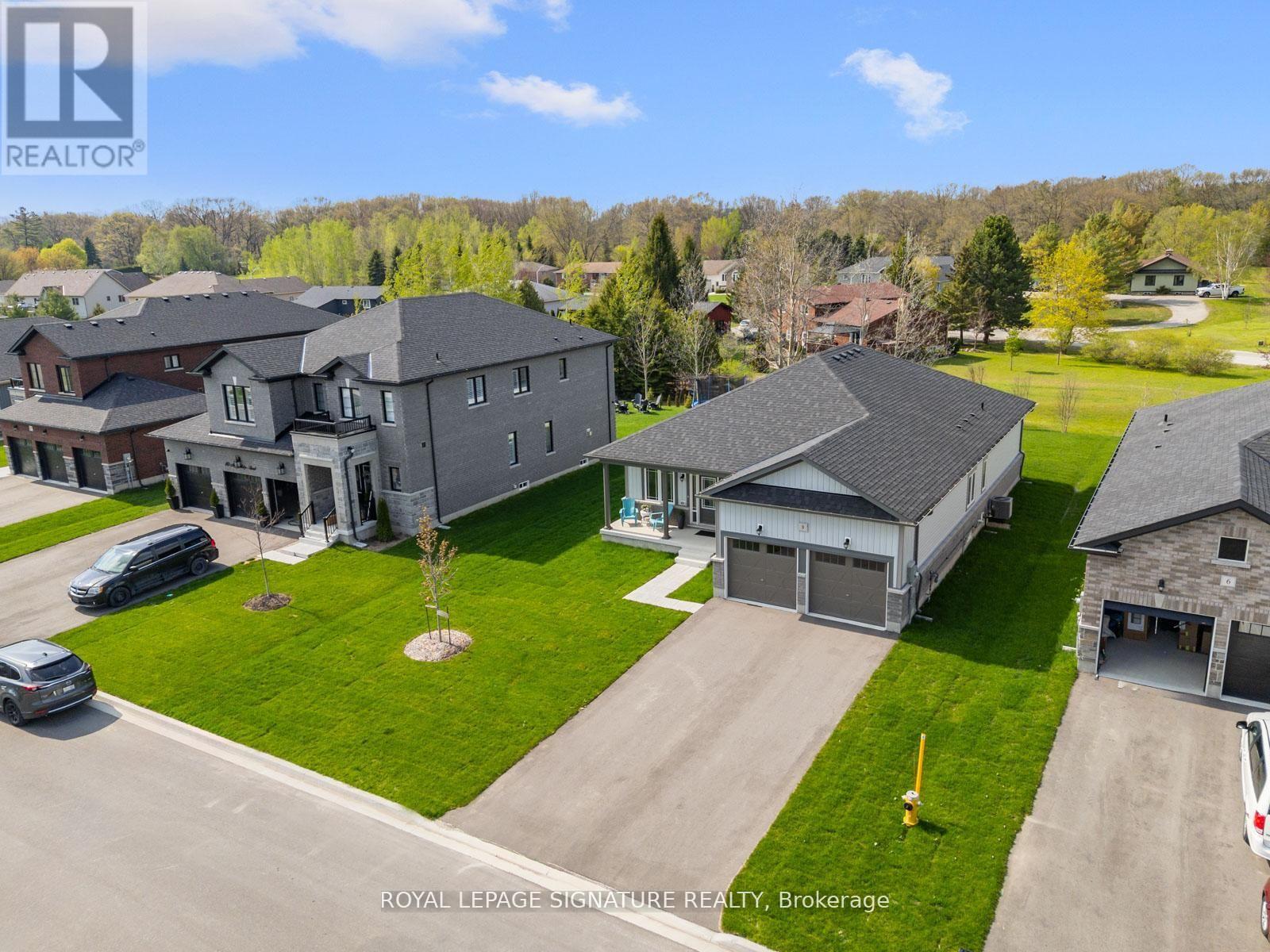 8 Misty Ridge Road, Wasaga Beach, Ontario  L9Z 0R8 - Photo 4 - S13776820