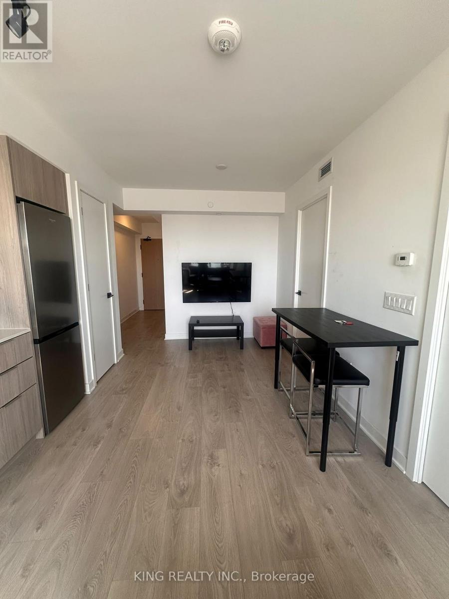 529 - 36 Zorra Street, Toronto, Ontario  M8Z 0G5 - Photo 5 - W13776746
