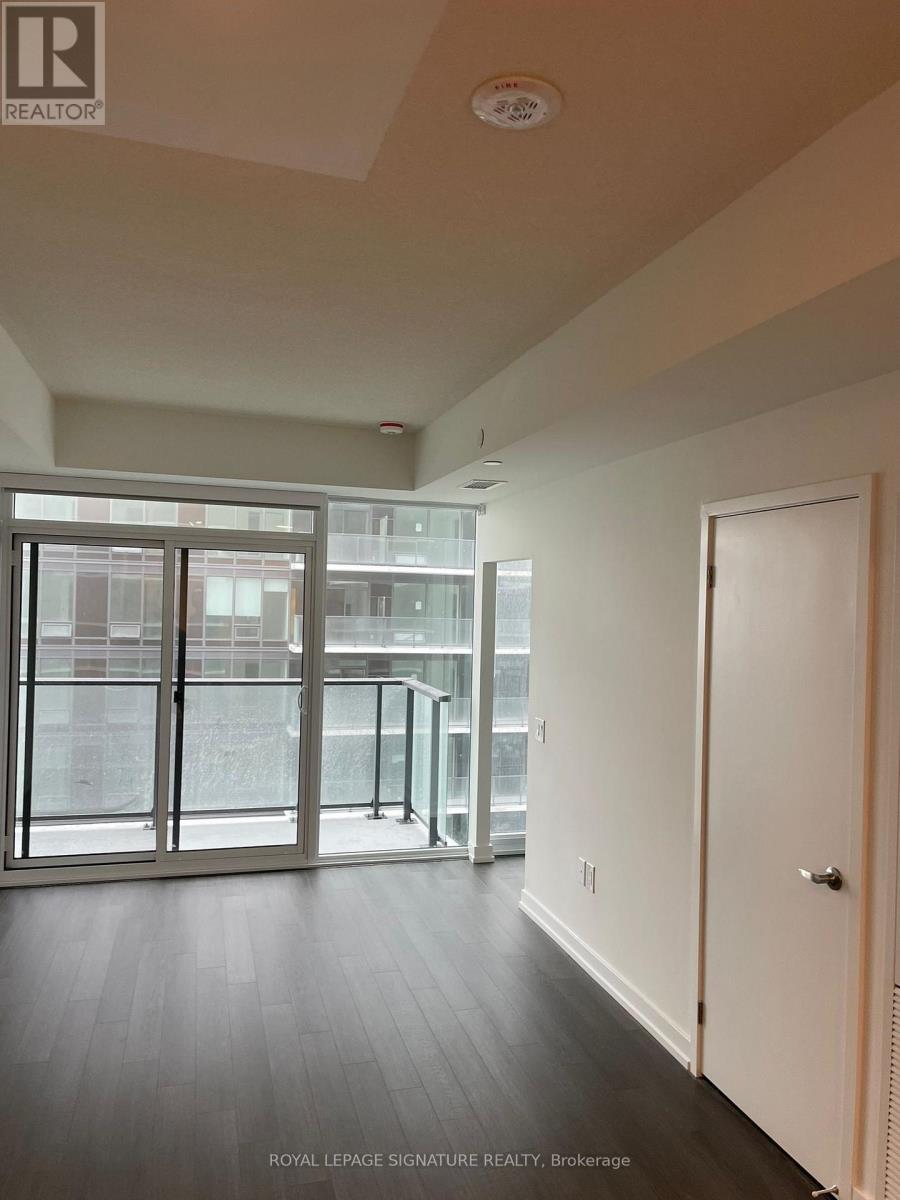 2216 - 4010 Eglinton Avenue W, Toronto, Ontario  M9A 0G5 - Photo 4 - W13776802