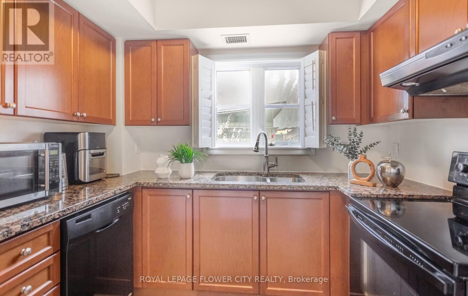 204 - 60 Baycliffe Crescent, Brampton, Ontario  L7A 0Z4 - Photo 15 - W13776812