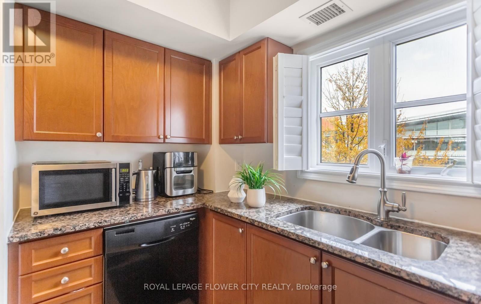 204 - 60 Baycliffe Crescent, Brampton, Ontario  L7A 0Z4 - Photo 16 - W13776812