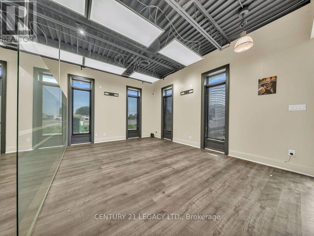 2385 Royal Windsor Drive, Mississauga, Ontario  L5J 1K9 - Photo 12 - W13776814