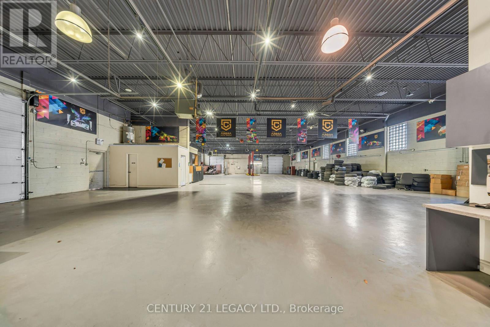 2385 Royal Windsor Drive, Mississauga, Ontario  L5J 1K9 - Photo 16 - W13776814