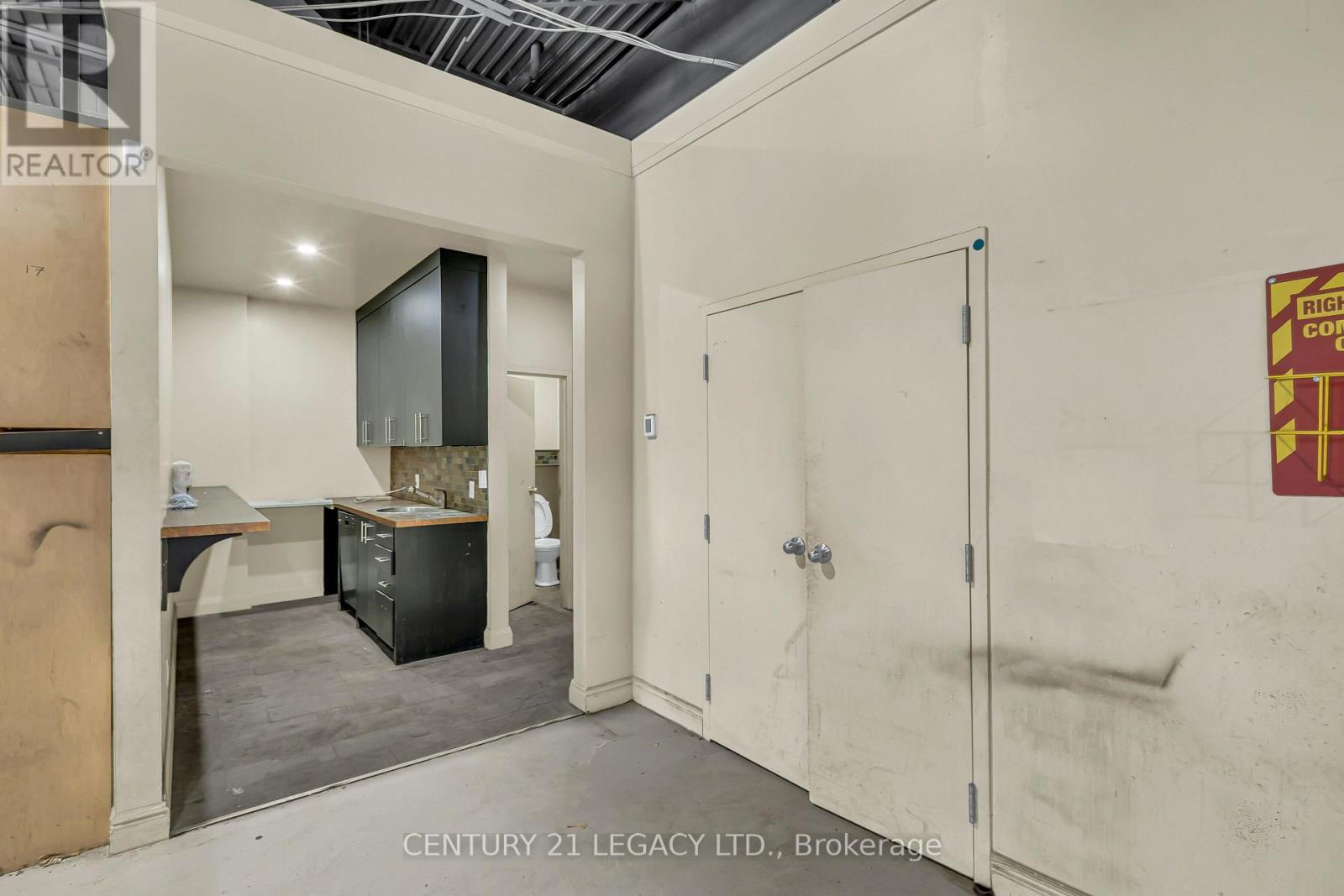 2385 Royal Windsor Drive, Mississauga, Ontario  L5J 1K9 - Photo 21 - W13776814